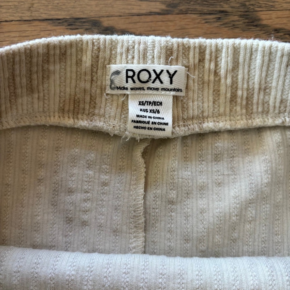 Roxy Womens Ribbed Knit 2 Piece Set‎ Tan White Crop Top Skirt XS S - Picture 4 of 9